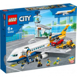 Конструктор LEGO City Пасажирский самолет (60262)