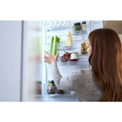 Холодильник встраиваемый Electrolux ENN3074EFW 188 см/ 287 л/TwinTech FrostFree/FreshZone/ A++/Белый (ENN3074EFW)