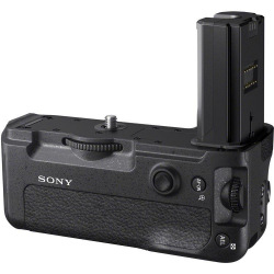 Батарейный блок Sony VGC-3EM для Alpha 7M3/7RM3/9 (VGC3EM.SYU)